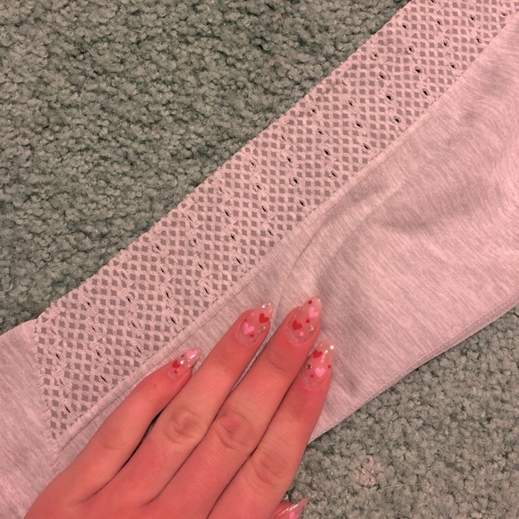 Fabletics Light Grey Flattering Leggings - Picture 5 of 8